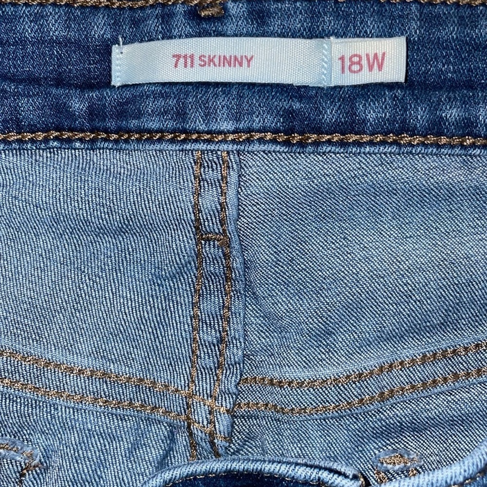Levi’s 711 Skinny size 18W - Picture 4 of 4